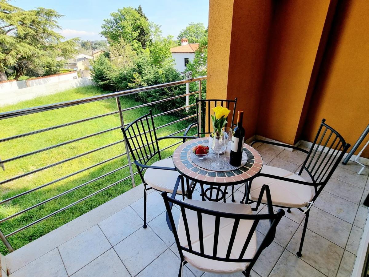 App Oleander Apartman Umag Kültér fotó