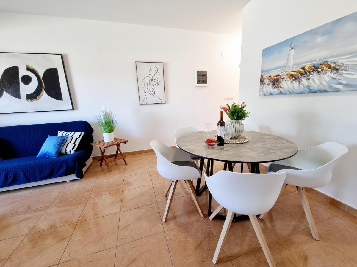 App Oleander Apartman Umag Kültér fotó