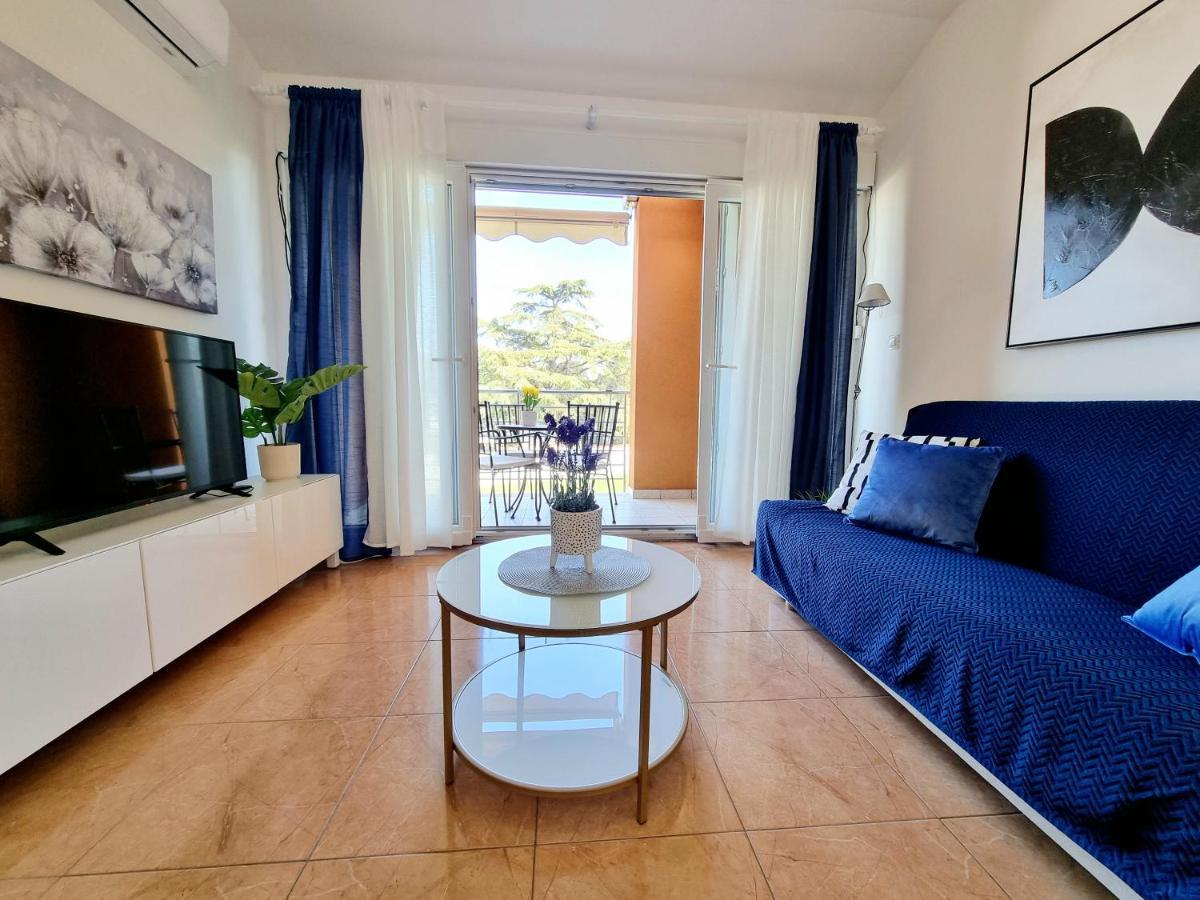 App Oleander Apartman Umag Kültér fotó