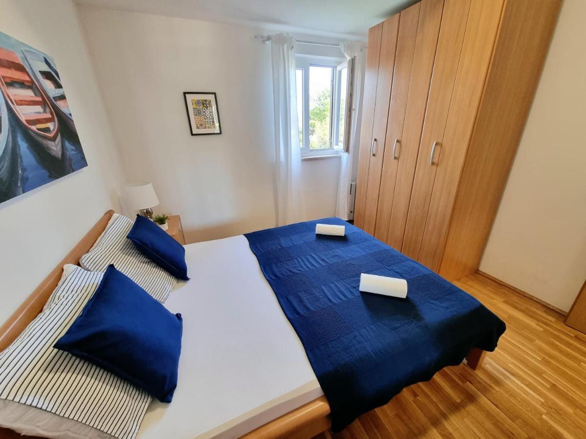 App Oleander Apartman Umag Kültér fotó